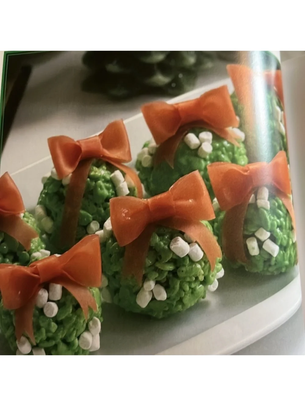 Elf Food: 85 Holiday Sweets & Treats explore 85